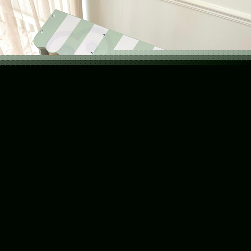 Large Multifunctional Wooden Food Truck Stand, 73 pcs